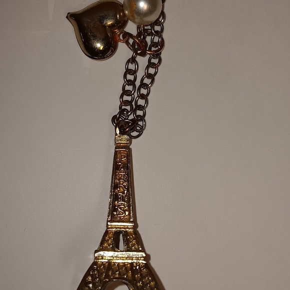 Eiffel Tower Necklace Bundle Gold Tone Costume Jewelry - Picture 2 of 12